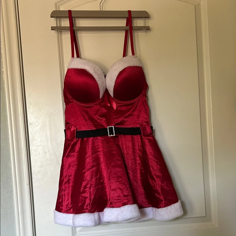 Fashion Nova Red and White Holiday Chemise - Picture 1 of 3